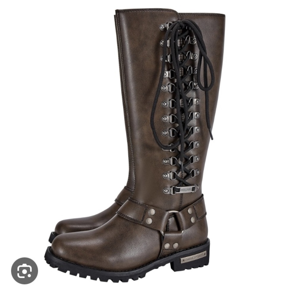 Dream Apparel Boots